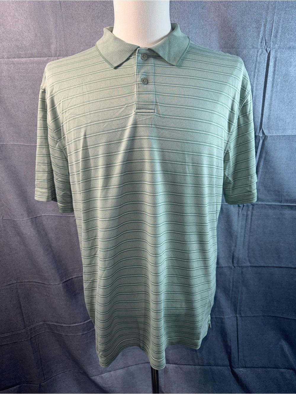 1527-Sette Ponti Men's Polo Shirt in Sage Green with Subtle Stripe Texture